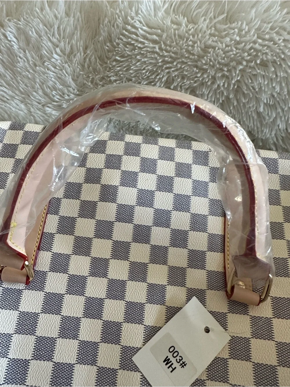Checkered Weekender Bag in Beige and Pink
WALMART - Picture 4 of 7
